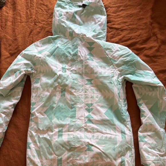 DC Ski and Snowboard Jacket - Picture 6 of 6